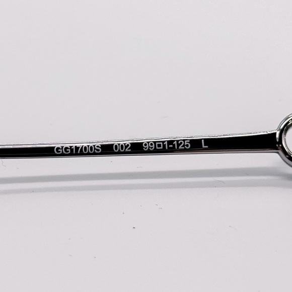 NEW GUCCI GG1700S 002 SUNGLASSES SHIELD SILVER WOMEN GUCCI EYEWEAR - Picture 9 of 11